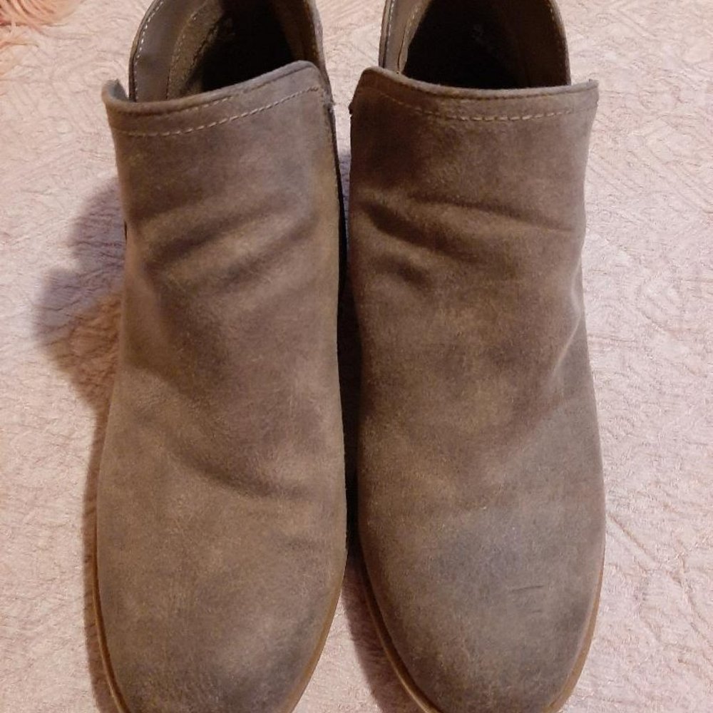 Fergie Booties